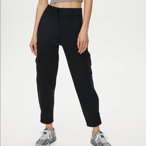 Aritzia Pants - Aritzia modern cargo pant